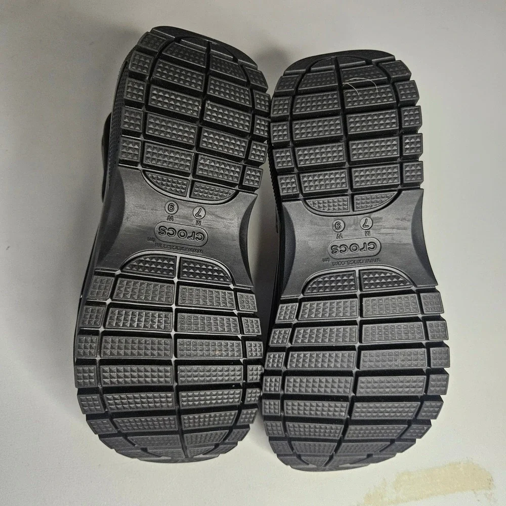 CROCS classic mega